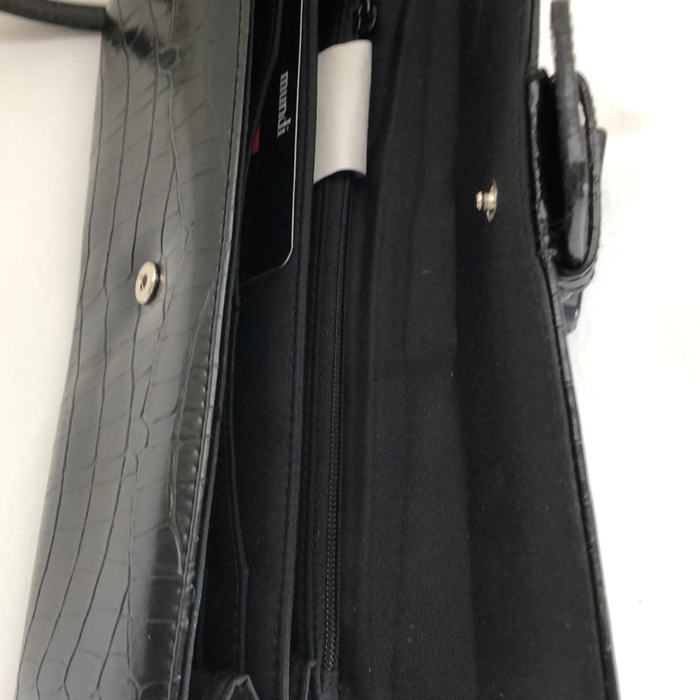 Wallet - Picture 3 of 4